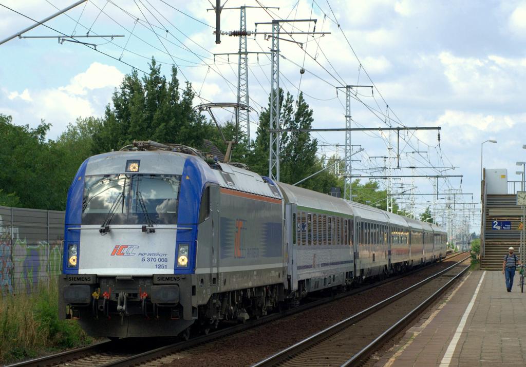 Incydent w pociągu Sufit spadł na pasażerów PKP Jest nam przykro