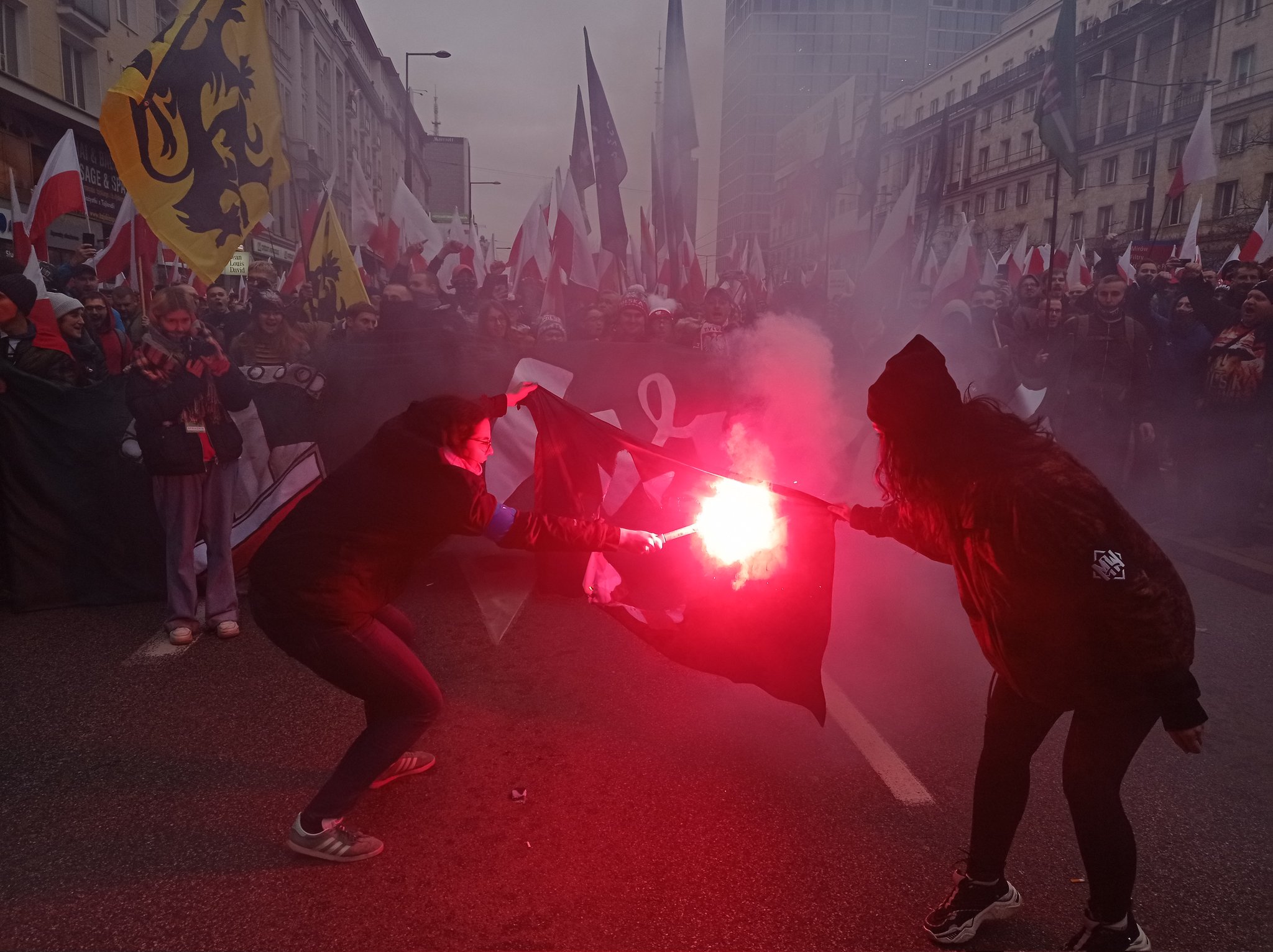 polskaracja.pl: Incydenty na Marszu Niepodległości