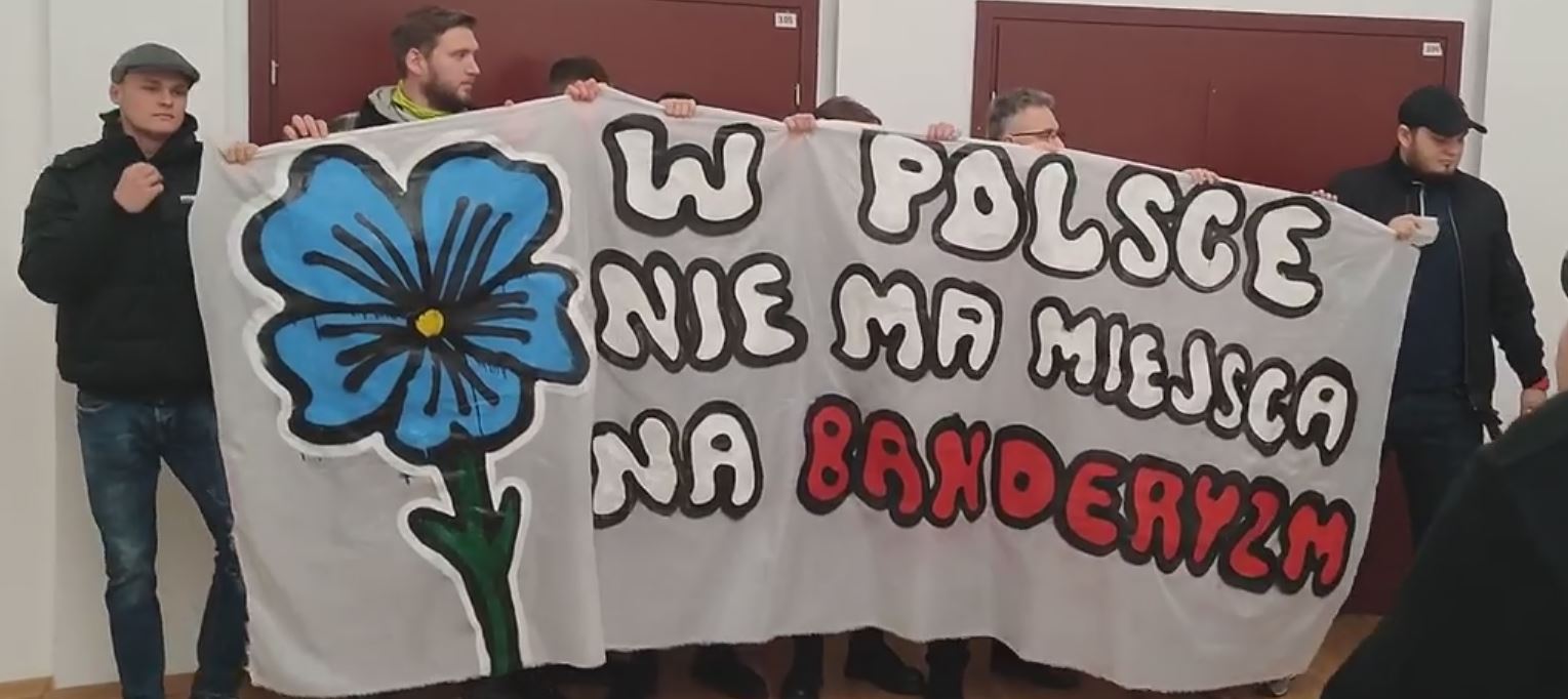 polskaracja.pl Młodzież Wszechpolska protest