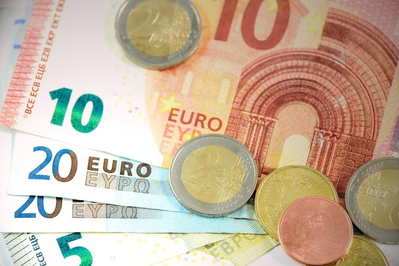 polskaracja.pl: Ten kraj nie przyjmie w najbliższym czasie euro
