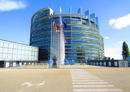 polskaracja.pl: Parlament Europejski zdecydował o uchyleniu mandatów dla dwóch europosłów
