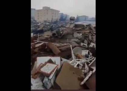 polskaracja.pl: Kataklizm w Turcji. Potężne trzęsienie ziemi